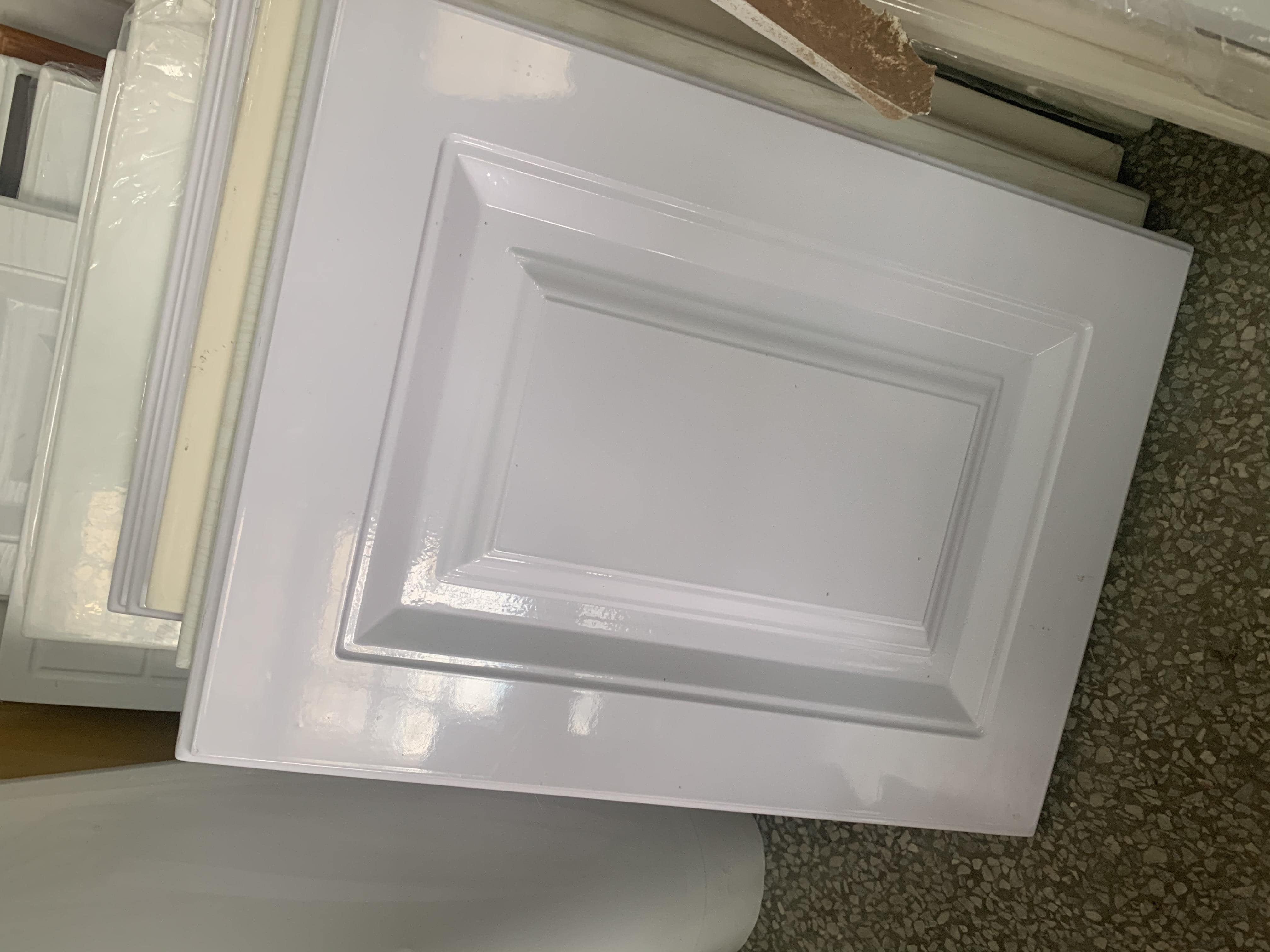 吸塑門使用免噴膠吸塑膜價格要多少 吸塑門使用免噴膠吸塑膜價格要多少