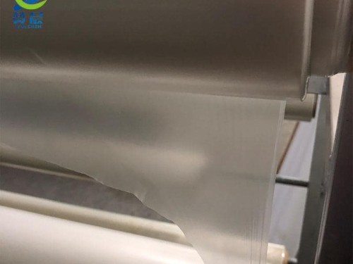 TPU環(huán)保膜強度高、韌性好、耐寒性、耐油性復合膜